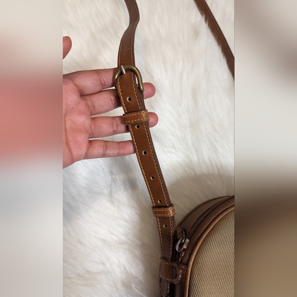 Beautiful 1989 Rare Vintage leather round cylinder shoulder/crossbody purse - Picture 5 of 13